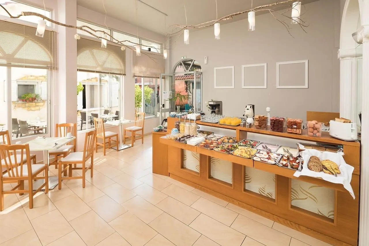 Bella Vista Studios And Apartments Lixouri Aparthotel